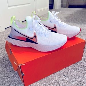 New Nike Women’s React Infinity Run Flyknit size 9.5